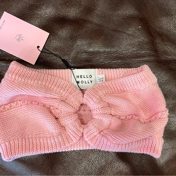 Hello Molly Top - Picture 1 of 2